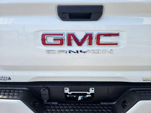 Summit White 2026 GMC Canyon Elevation