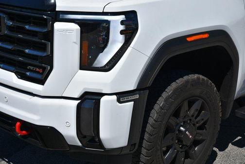 2024 GMC Sierra 2500 AT4