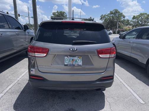 2016 Kia Sorento LX