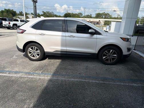 White Platinum Clearcoat Metallic 2018 Ford Edge SEL