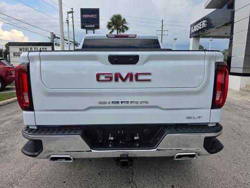 Glacier White Tricoat 2026 GMC Sierra 1500 SLT