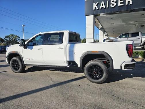 2026 GMC Sierra 2500 AT4