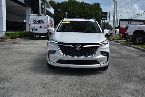 2022 Buick Enclave FWD Avenir