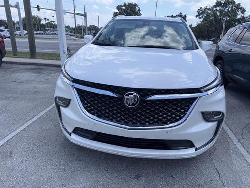 2022 Buick Enclave FWD Avenir