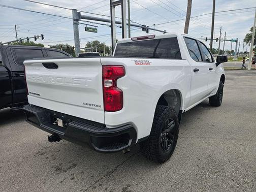 Summit White 2025 Chevrolet Silverado 1500 Custom Trail Boss