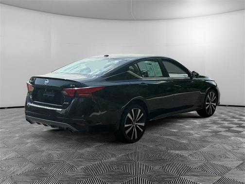 2020 Nissan Altima SR Intelligent AWD