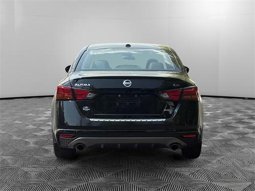 2020 Nissan Altima SR Intelligent AWD