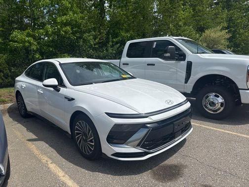 Serenity White 2025 Hyundai SONATA Hybrid SE