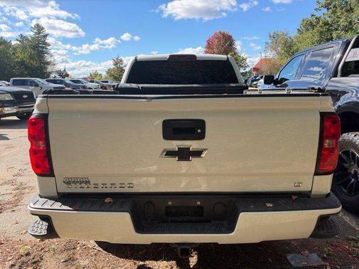 Summit White 2018 Chevrolet Silverado 1500 2LT