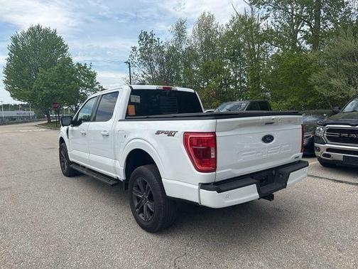 Oxford White 2023 Ford F-150 XLT