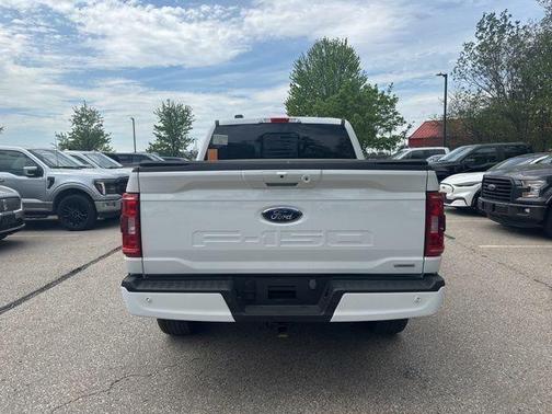 Oxford White 2023 Ford F-150 XLT