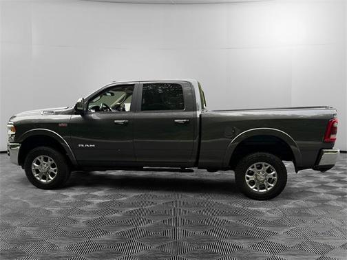 2022 RAM 2500 Laramie Crew Cab 4x4 6'4' Box