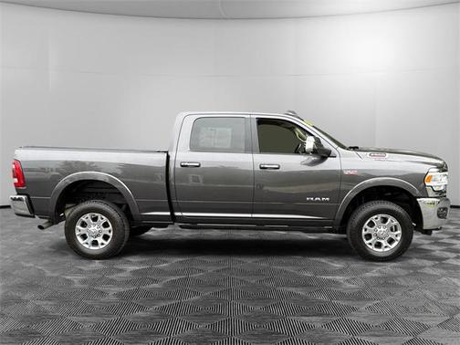 2022 RAM 2500 Laramie Crew Cab 4x4 6'4' Box