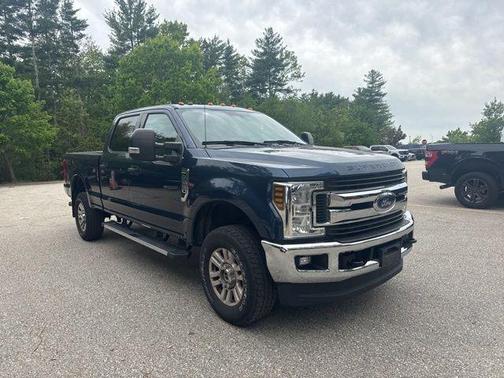 Blue Jeans Metallic 2018 Ford F-250 XLT