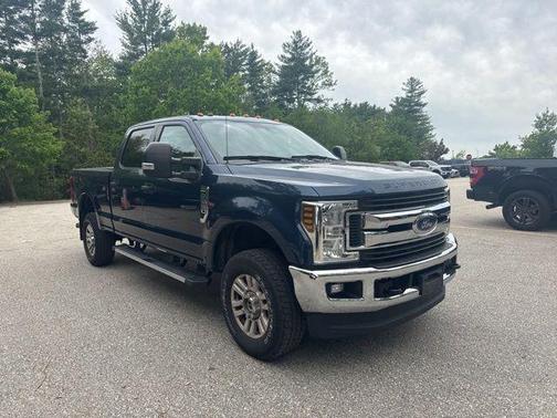 Blue Jeans Metallic 2018 Ford F-250 XLT