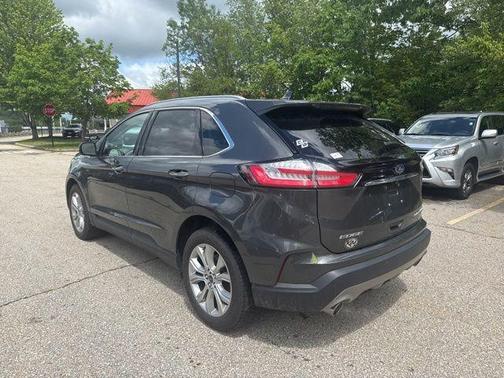 Magnetic 2019 Ford Edge Titanium