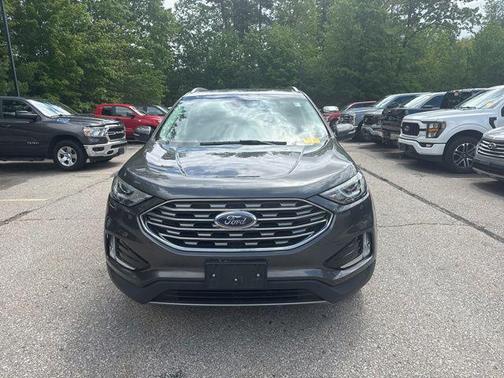 Magnetic 2019 Ford Edge Titanium