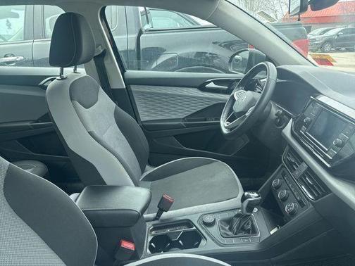 2022 Volkswagen Taos 1.5T S