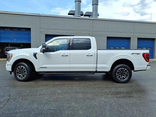 Oxford White 2023 Ford F-150 XLT