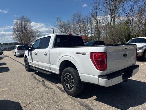 Oxford White 2023 Ford F-150 XLT