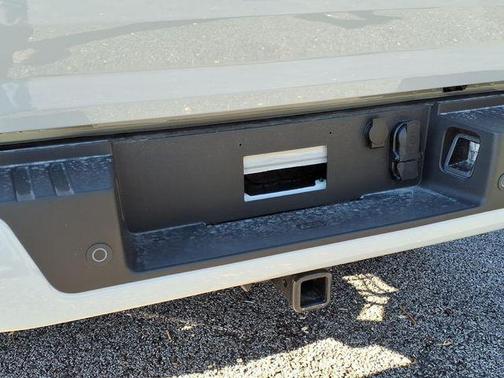 Avalanche 2026 Ford F-150 XLT