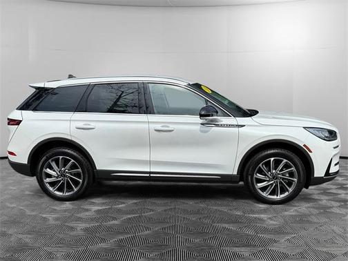 2024 Lincoln Corsair Premiere