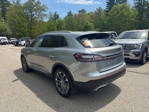 Silver Radiance Metallic Clearcoat 2023 Lincoln Nautilus Reserve
