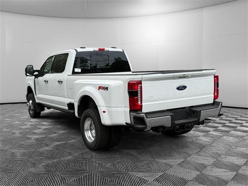 2025 Ford F-350 Lariat
