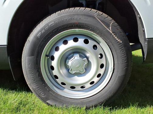 Oxford White 2026 Ford Maverick XL