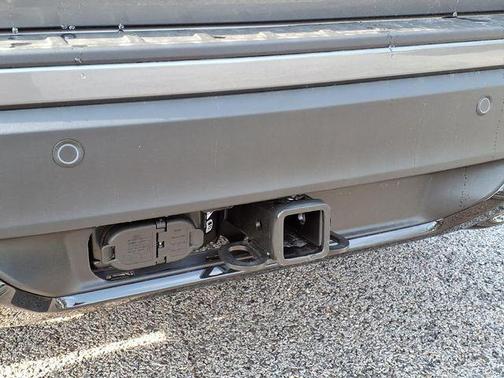 Carbonized Gray Metallic 2026 Ford Explorer ST-Line