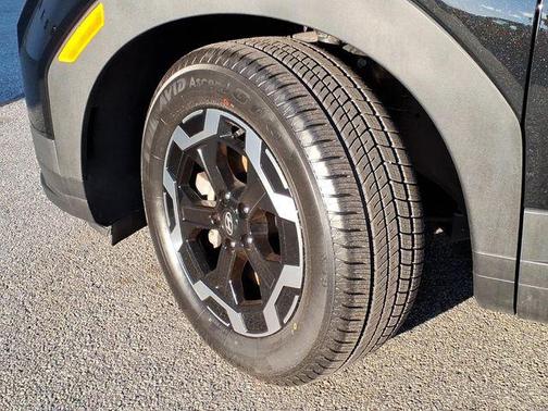 2025 Hyundai SANTA FE SE