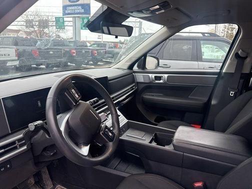 2025 Hyundai SANTA FE SE