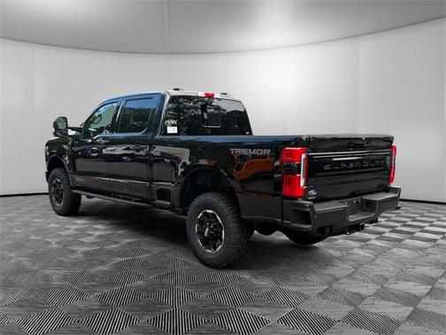 2025 Ford F-350 Platinum