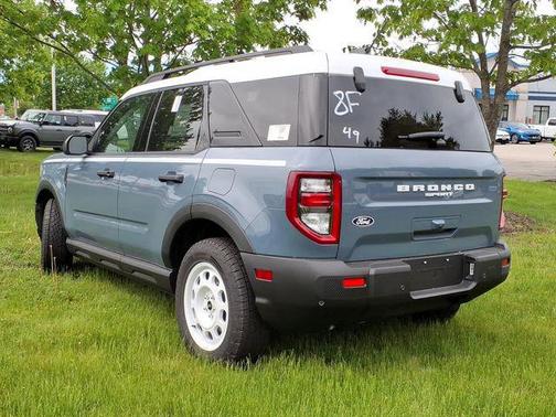 Azure Gray Metallic Tri-Coat 2026 Ford Bronco Sport Heritage