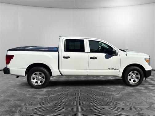 2017 Nissan Titan S