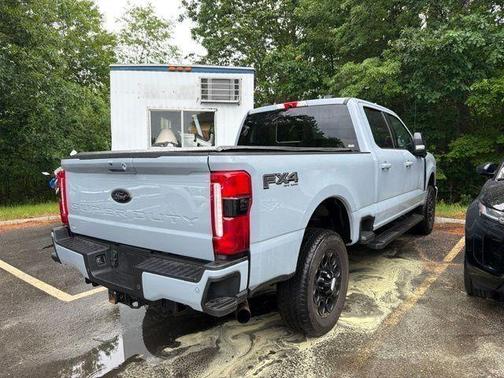Glacier Gray Metallic Tri-Coat 2025 Ford F-350 Lariat