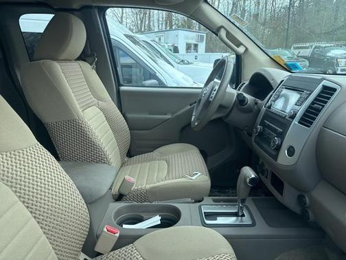 2016 Nissan Frontier SV