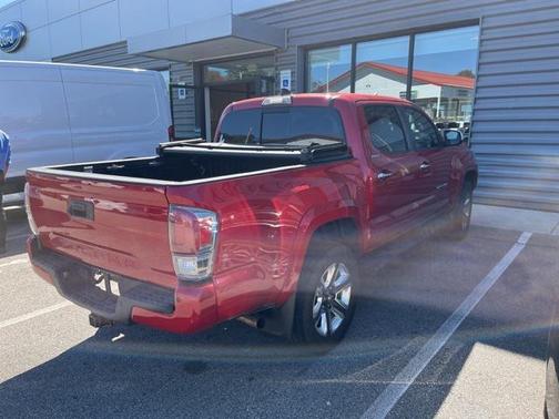 2017 Toyota Tacoma Limited