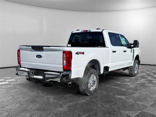 2025 Ford F-350 XLT