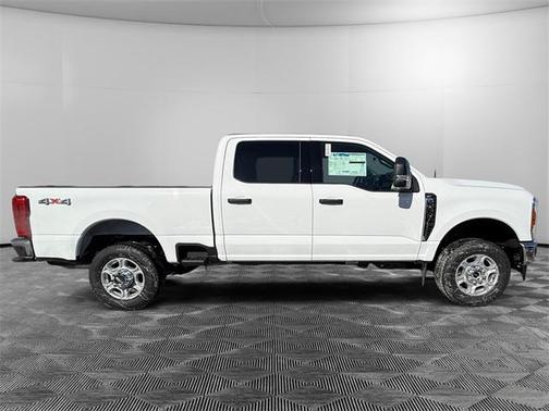 2025 Ford F-350 XLT