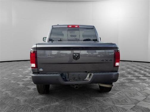 2019 RAM 1500 Classic Warlock Quad Cab 4x4 6'4' Box