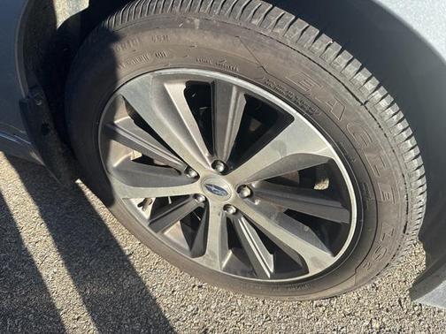 2017 Subaru Legacy Limited