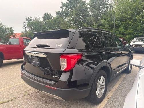 Agate Black Metallic 2021 Ford Explorer XLT