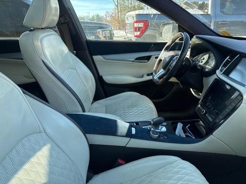 2019 INFINITI QX50 ESSENTIAL