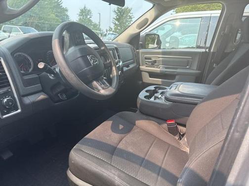 2020 RAM 1500 Classic Warlock Quad Cab 4x4 6'4' Box