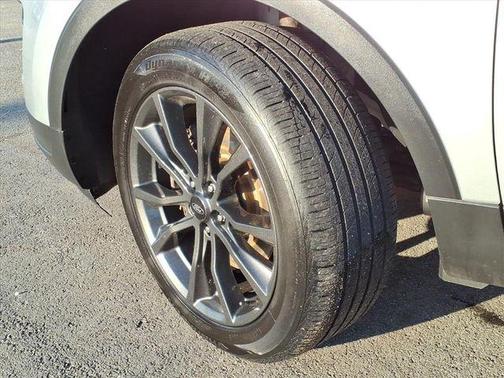 Magnetic Metallic 2018 Ford Explorer XLT