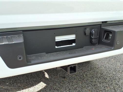 Oxford White 2026 Ford F-150 XLT