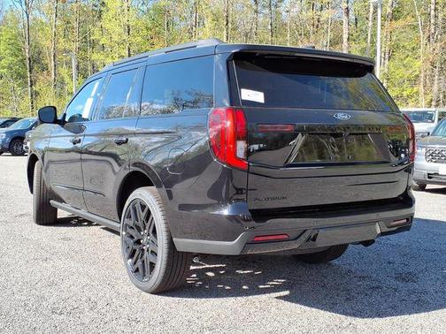 Agate Black Metallic 2026 Ford Expedition Platinum