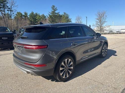 Asher Gray Metallic Clearcoat 2022 Lincoln Corsair Reserve