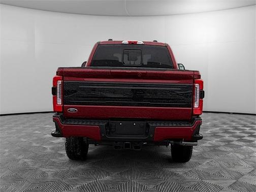 2025 Ford F-250 Platinum